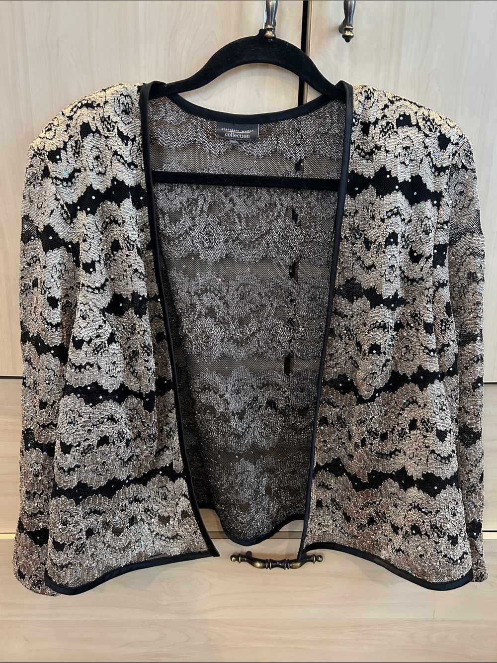 dressbarn Black and Gold Sequin Overlay Top size 20w